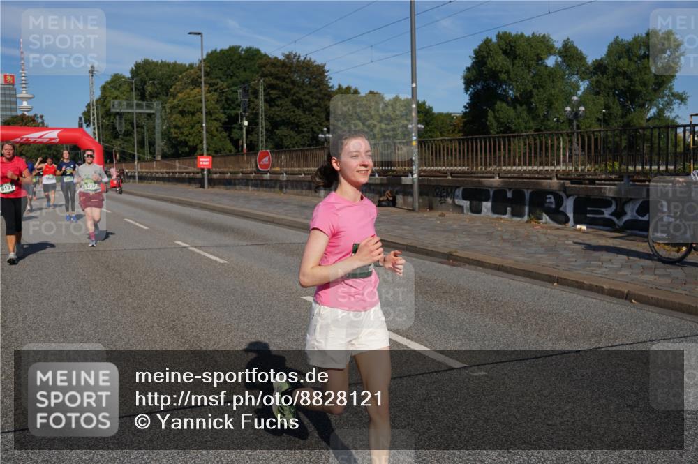 07.09.2025 - BARMER Alsterlauf Yannick Fuchs http://msf.ph/oto/8828121 07.09.2025 10:12:38 Laufen 8131 meine-sportfotos.de