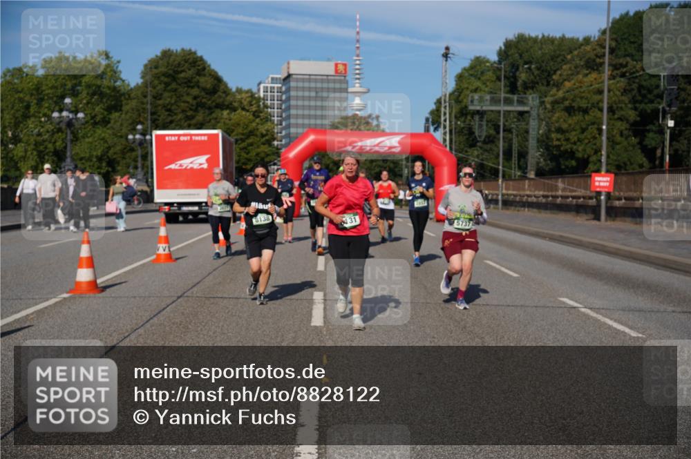 07.09.2025 - BARMER Alsterlauf Yannick Fuchs http://msf.ph/oto/8828122 07.09.2025 10:12:38 Laufen 2037, 8138, 31, 5737 meine-sportfotos.de