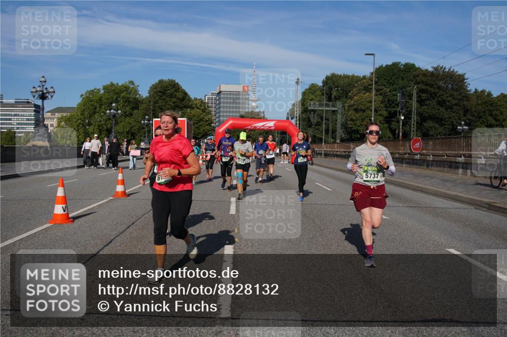 07.09.2025 - BARMER Alsterlauf Yannick Fuchs http://msf.ph/oto/8828132 07.09.2025 10:12:40 Laufen 5936, 2114, 5232, 5737, 50 meine-sportfotos.de