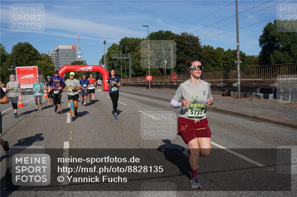 07.09.2025 - BARMER Alsterlauf Yannick Fuchs http://msf.ph/oto/8828135 07.09.2025 10:12:41 Laufen 2031, 5936, 2114, 5232, 2857, 5737, 10 meine-sportfotos.de