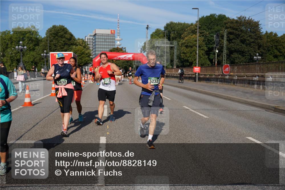 07.09.2025 - BARMER Alsterlauf Yannick Fuchs http://msf.ph/oto/8828149 07.09.2025 10:12:45 Laufen 5832, 15, 4113, 5232 meine-sportfotos.de