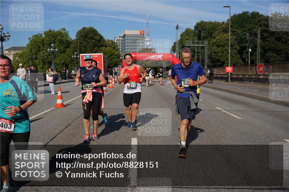 07.09.2025 - BARMER Alsterlauf Yannick Fuchs http://msf.ph/oto/8828151 07.09.2025 10:12:45 Laufen 2014, 5832, 4113, 403, 52 meine-sportfotos.de