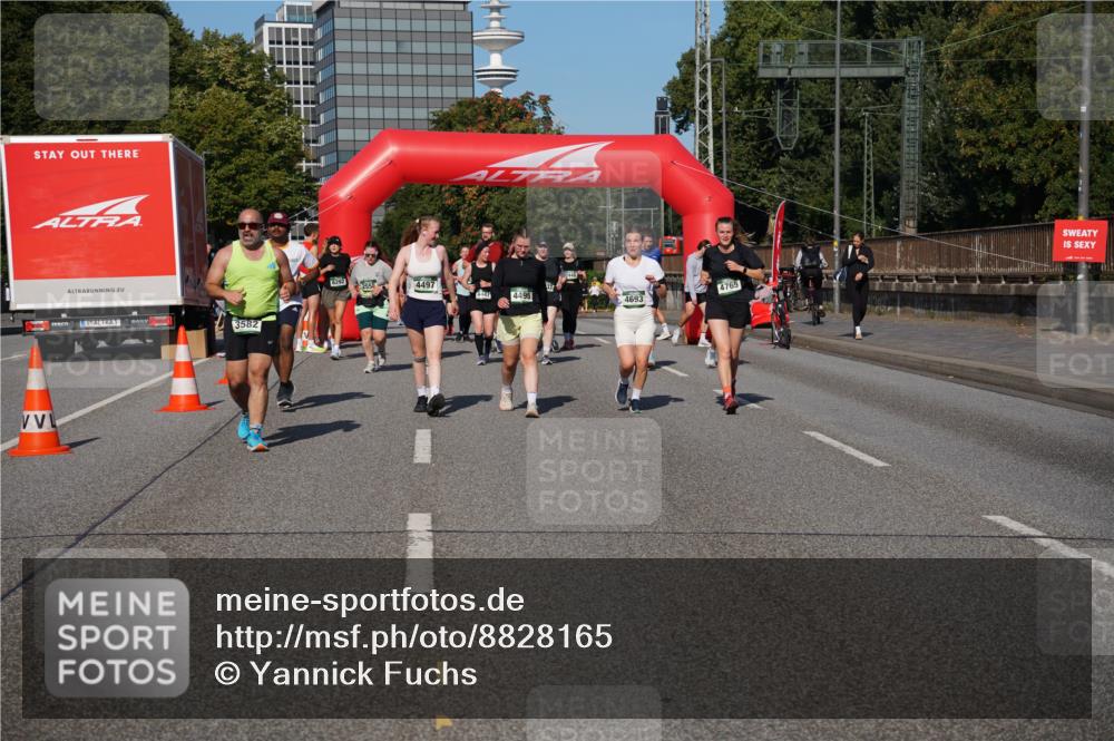 07.09.2025 - BARMER Alsterlauf Yannick Fuchs http://msf.ph/oto/8828165 07.09.2025 10:12:49 Laufen 3582, 6292, 255, 4497, 4447, 4765, 4693 meine-sportfotos.de