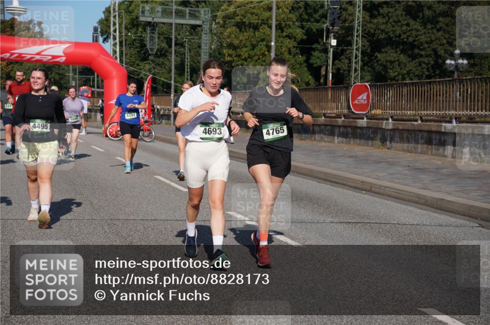 07.09.2025 - BARMER Alsterlauf Yannick Fuchs http://msf.ph/oto/8828173 07.09.2025 10:12:54 Laufen 2447, 4495, 4492, 4693, 4765 meine-sportfotos.de