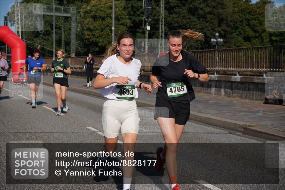 07.09.2025 - BARMER Alsterlauf Yannick Fuchs http://msf.ph/oto/8828177 07.09.2025 10:12:55 Laufen 4065, 1, 4693, 4765 meine-sportfotos.de