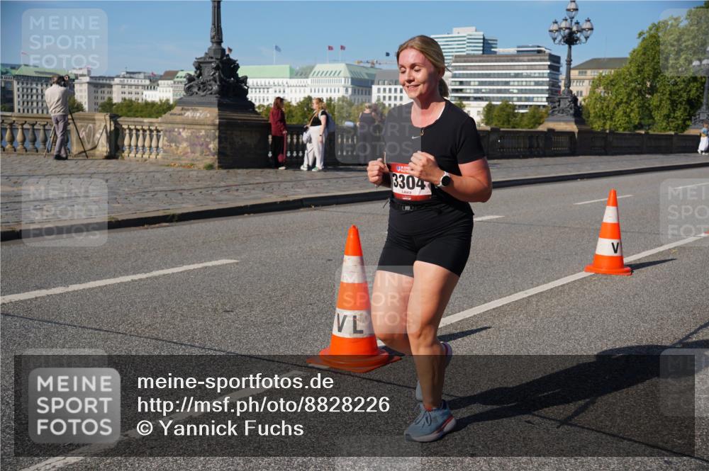 07.09.2025 - BARMER Alsterlauf Yannick Fuchs http://msf.ph/oto/8828226 07.09.2025 10:13:07 Laufen 3304 meine-sportfotos.de