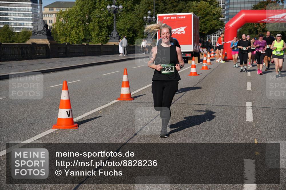 07.09.2025 - BARMER Alsterlauf Yannick Fuchs http://msf.ph/oto/8828236 07.09.2025 10:13:09 Laufen 4680, 2470 meine-sportfotos.de