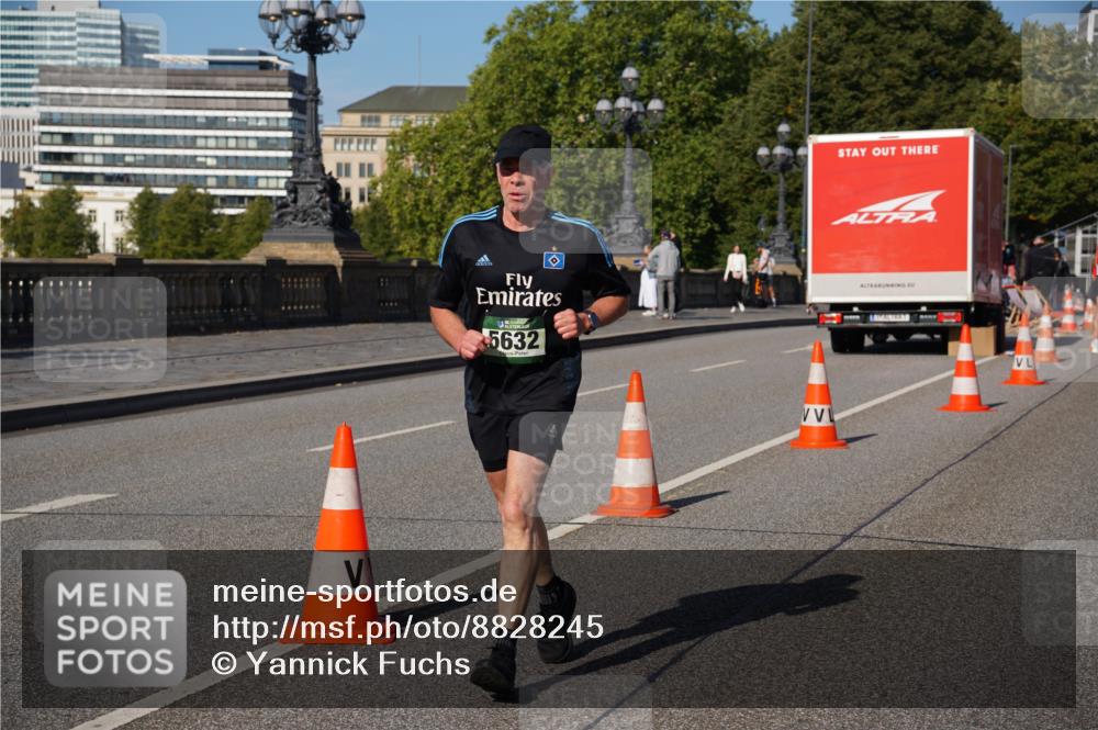 07.09.2025 - BARMER Alsterlauf Yannick Fuchs http://msf.ph/oto/8828245 07.09.2025 10:13:11 Laufen 5632 meine-sportfotos.de