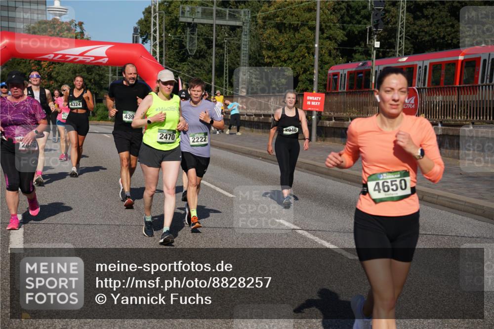 07.09.2025 - BARMER Alsterlauf Yannick Fuchs http://msf.ph/oto/8828257 07.09.2025 10:13:14 Laufen 4324, 439, 2470, 2222, 2946, 4650 meine-sportfotos.de