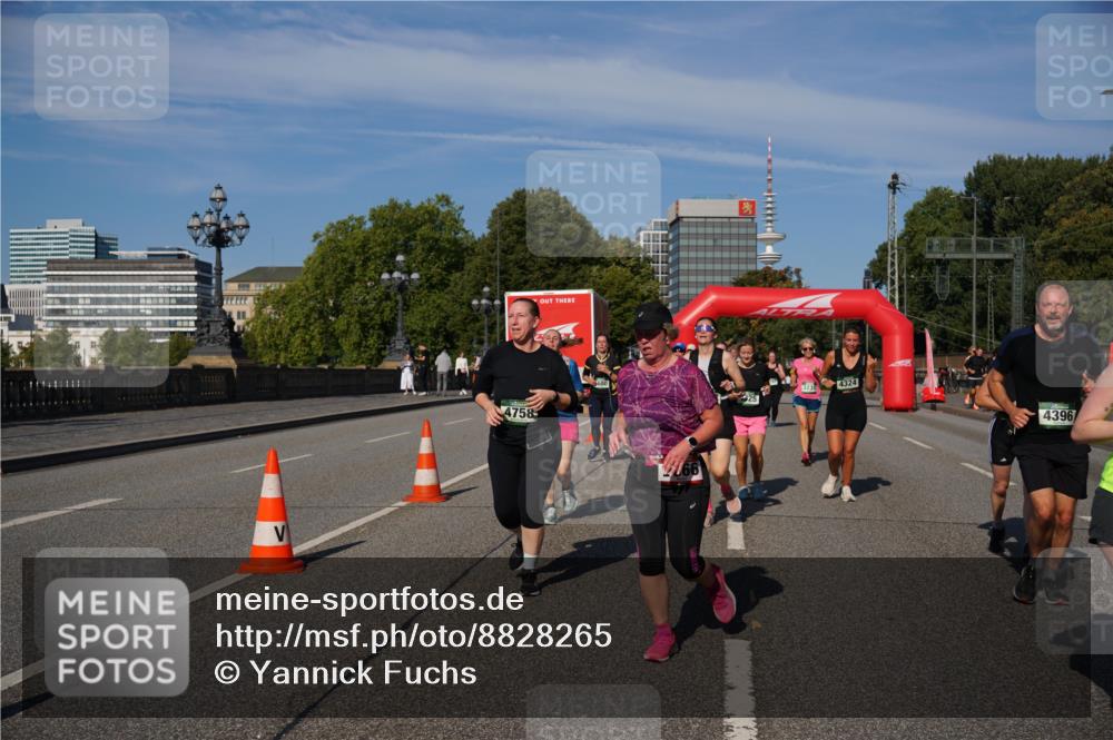 07.09.2025 - BARMER Alsterlauf Yannick Fuchs http://msf.ph/oto/8828265 07.09.2025 10:13:16 Laufen 4758, 3231, 4324, 4396 meine-sportfotos.de