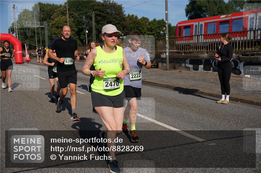 07.09.2025 - BARMER Alsterlauf Yannick Fuchs http://msf.ph/oto/8828269 07.09.2025 10:13:16 Laufen 4324, 55, 4396, 2470, 2222 meine-sportfotos.de