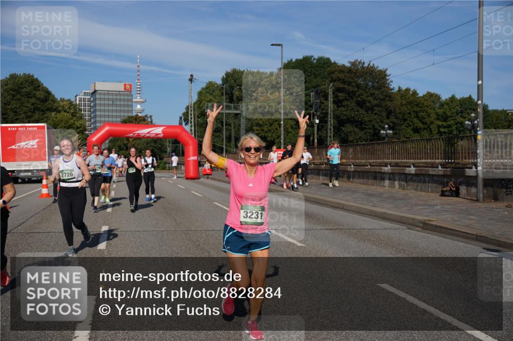 07.09.2025 - BARMER Alsterlauf Yannick Fuchs http://msf.ph/oto/8828284 07.09.2025 10:13:20 Laufen 2720, 4791, 3231 meine-sportfotos.de