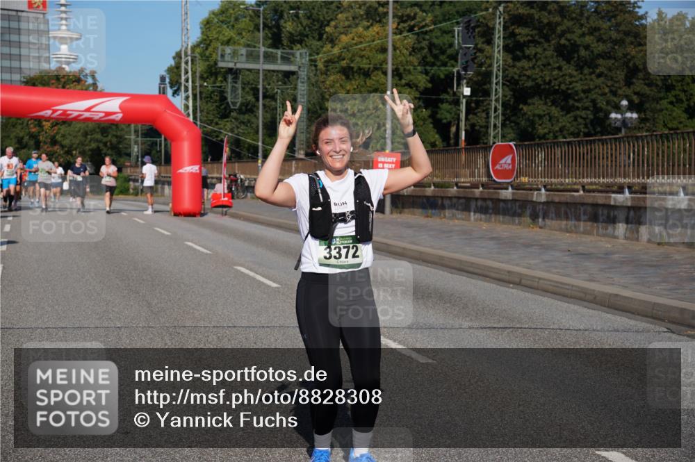 07.09.2025 - BARMER Alsterlauf Yannick Fuchs http://msf.ph/oto/8828308 07.09.2025 10:13:25 Laufen 136, 3372 meine-sportfotos.de
