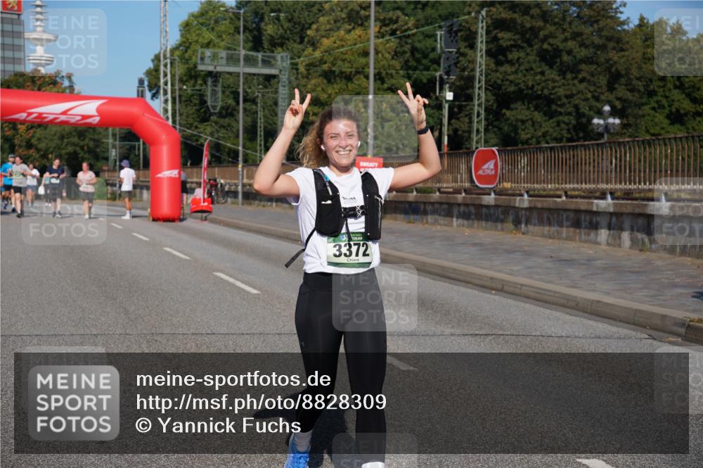 07.09.2025 - BARMER Alsterlauf Yannick Fuchs http://msf.ph/oto/8828309 07.09.2025 10:13:25 Laufen 3372 meine-sportfotos.de
