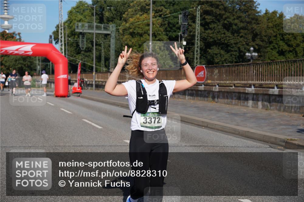 07.09.2025 - BARMER Alsterlauf Yannick Fuchs http://msf.ph/oto/8828310 07.09.2025 10:13:25 Laufen 36, 3, 3372 meine-sportfotos.de