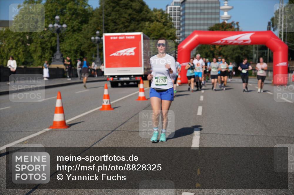 07.09.2025 - BARMER Alsterlauf Yannick Fuchs http://msf.ph/oto/8828325 07.09.2025 10:13:29 Laufen 4270 meine-sportfotos.de