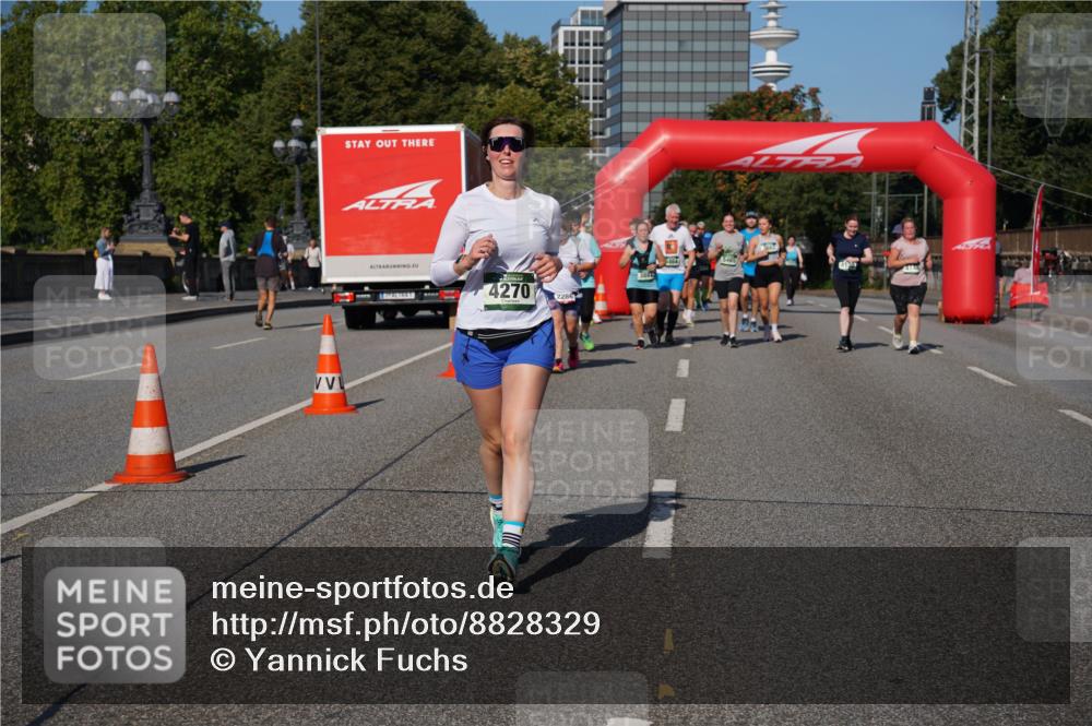 07.09.2025 - BARMER Alsterlauf Yannick Fuchs http://msf.ph/oto/8828329 07.09.2025 10:13:30 Laufen 4270, 2286 meine-sportfotos.de