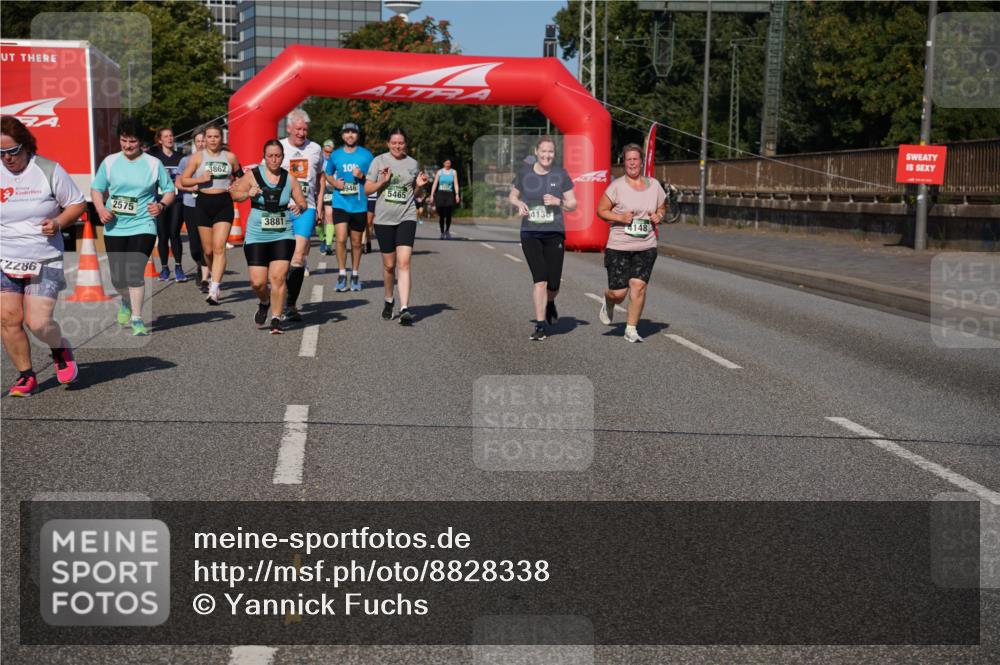 07.09.2025 - BARMER Alsterlauf Yannick Fuchs http://msf.ph/oto/8828338 07.09.2025 10:13:34 Laufen 2575, 2286, 3862, 3881, 10, 946, 5465, 4130, 4148 meine-sportfotos.de