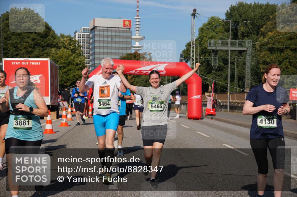 07.09.2025 - BARMER Alsterlauf Yannick Fuchs http://msf.ph/oto/8828347 07.09.2025 10:13:37 Laufen 3881, 4200, 14, 5464, 5465, 4130 meine-sportfotos.de