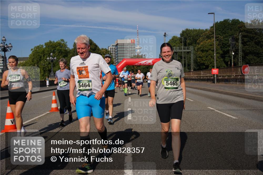 07.09.2025 - BARMER Alsterlauf Yannick Fuchs http://msf.ph/oto/8828357 07.09.2025 10:13:39 Laufen 3862, 3194, 14, 5464, 5465 meine-sportfotos.de