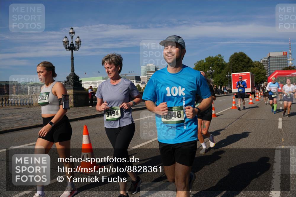 07.09.2025 - BARMER Alsterlauf Yannick Fuchs http://msf.ph/oto/8828361 07.09.2025 10:13:42 Laufen 3862, 10, 3194, 36, 946 meine-sportfotos.de