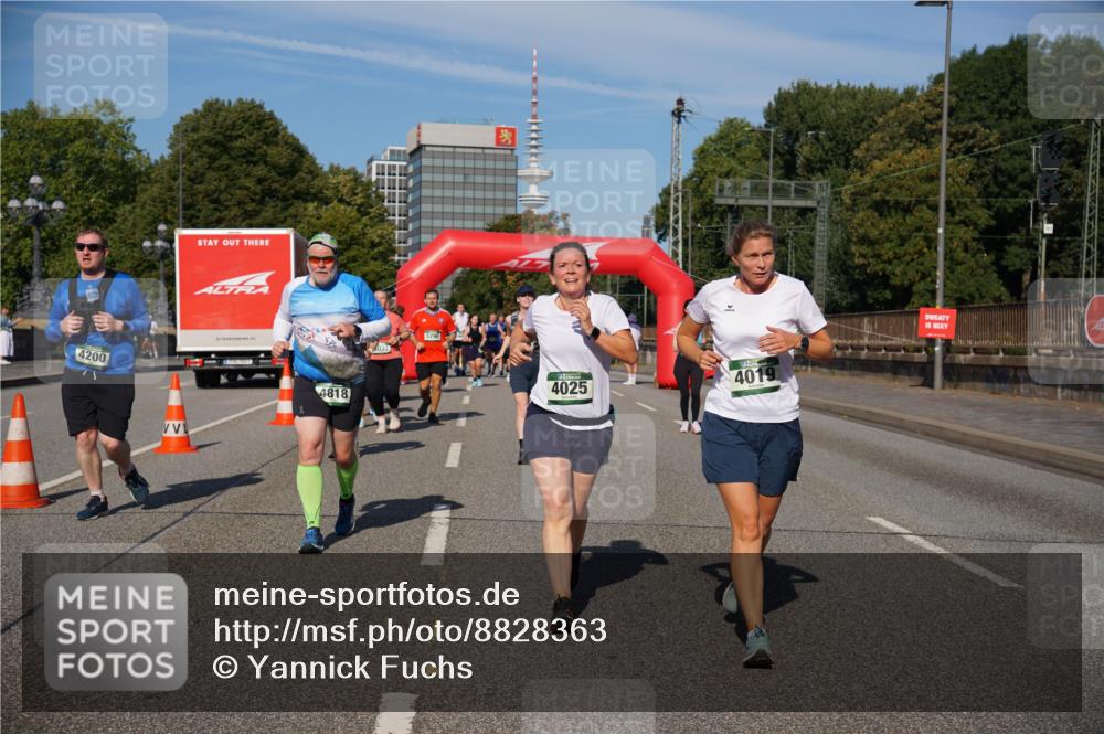 07.09.2025 - BARMER Alsterlauf Yannick Fuchs http://msf.ph/oto/8828363 07.09.2025 10:13:43 Laufen 4200, 4818, 5290, 4025, 4019 meine-sportfotos.de