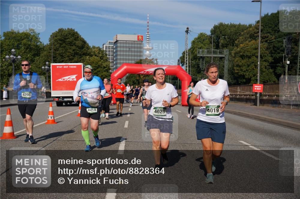 07.09.2025 - BARMER Alsterlauf Yannick Fuchs http://msf.ph/oto/8828364 07.09.2025 10:13:44 Laufen 4200, 4818, 033, 5290, 4025, 4019 meine-sportfotos.de