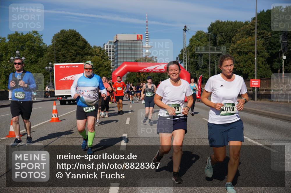 07.09.2025 - BARMER Alsterlauf Yannick Fuchs http://msf.ph/oto/8828367 07.09.2025 10:13:44 Laufen 4200, 4818, 5290, 3435, 25, 4019 meine-sportfotos.de
