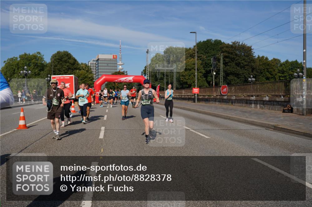 07.09.2025 - BARMER Alsterlauf Yannick Fuchs http://msf.ph/oto/8828378 07.09.2025 10:13:46 Laufen 143, 3435 meine-sportfotos.de