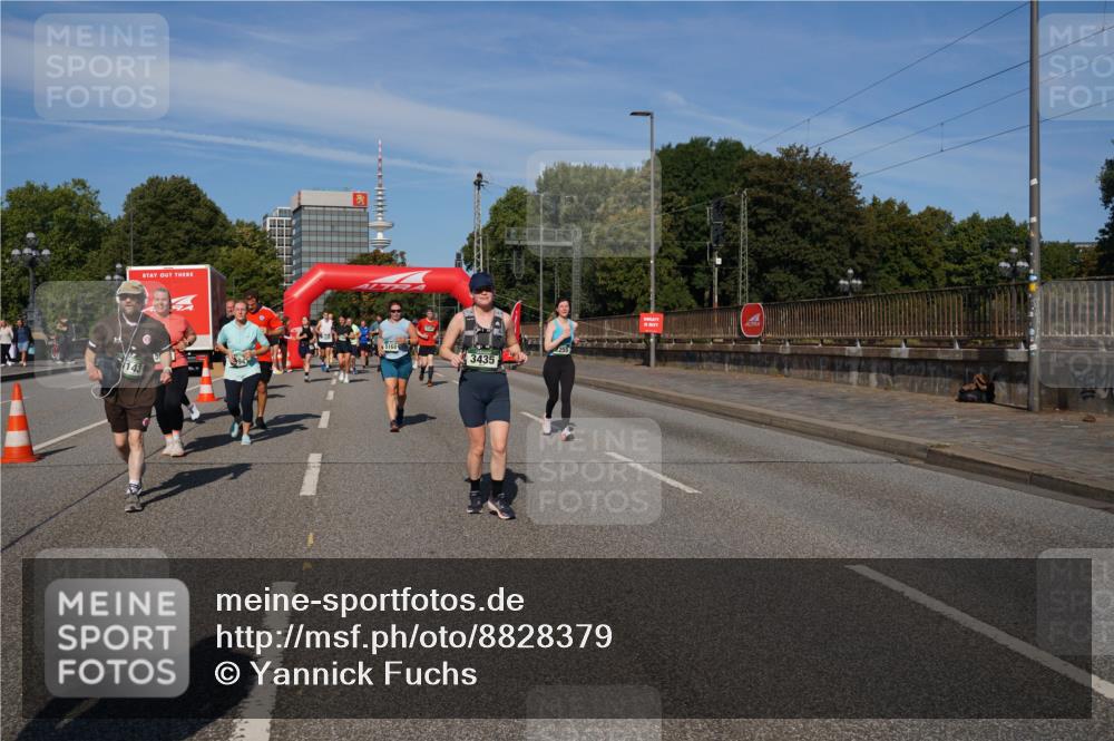 07.09.2025 - BARMER Alsterlauf Yannick Fuchs http://msf.ph/oto/8828379 07.09.2025 10:13:47 Laufen 5168, 3435 meine-sportfotos.de