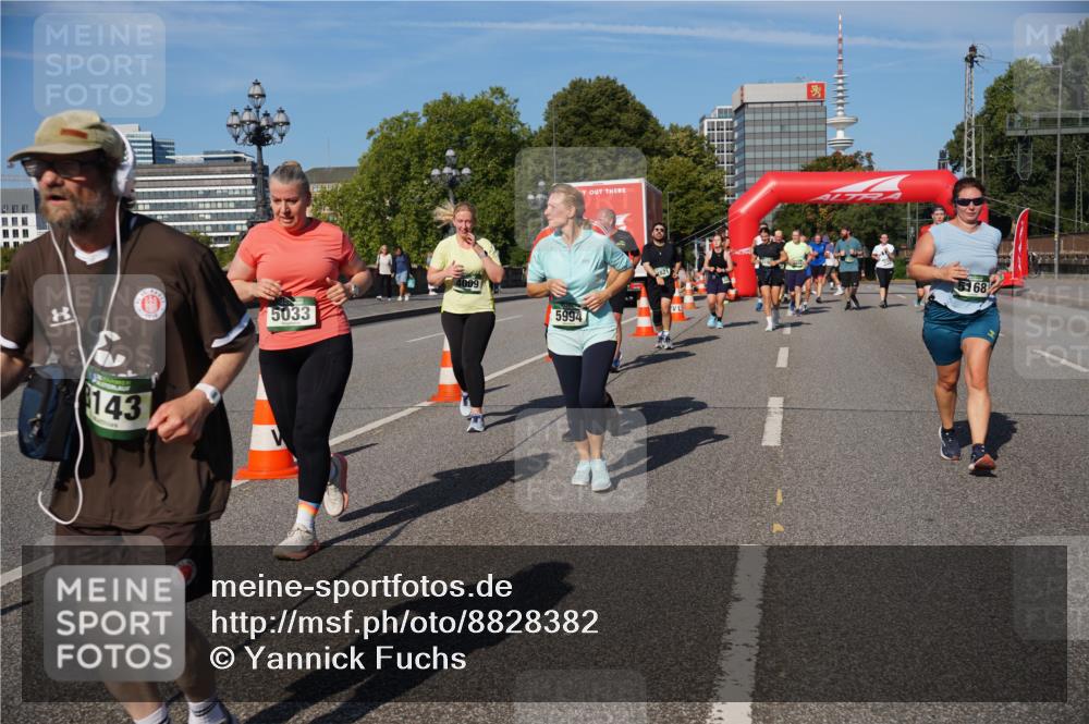 07.09.2025 - BARMER Alsterlauf Yannick Fuchs http://msf.ph/oto/8828382 07.09.2025 10:13:49 Laufen 143, 5033, 4009, 5994, 5168 meine-sportfotos.de