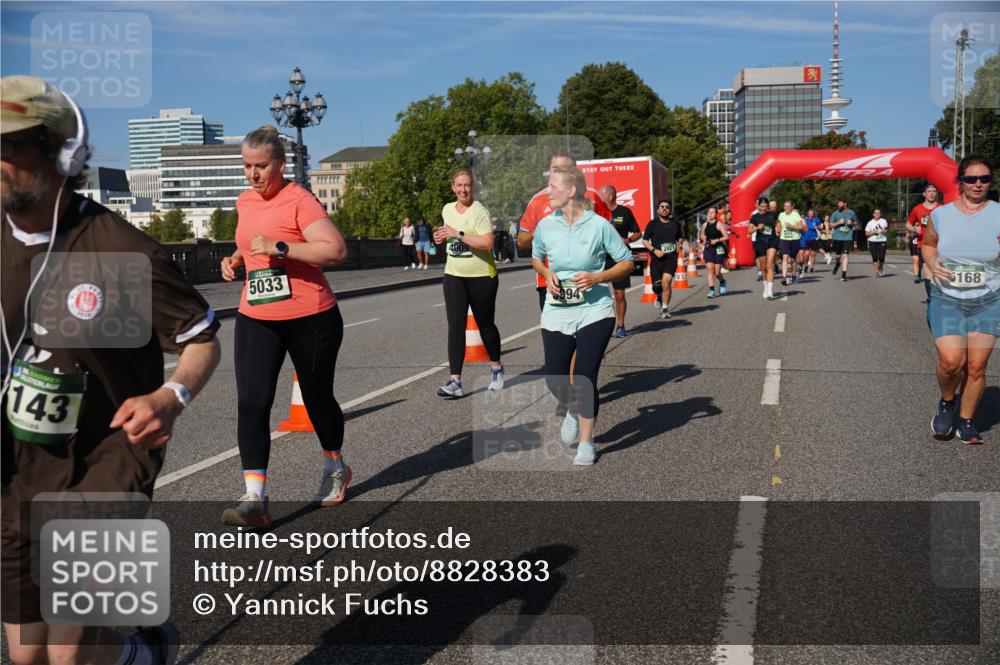 07.09.2025 - BARMER Alsterlauf Yannick Fuchs http://msf.ph/oto/8828383 07.09.2025 10:13:49 Laufen 143, 5033, 4009, 994, 168 meine-sportfotos.de