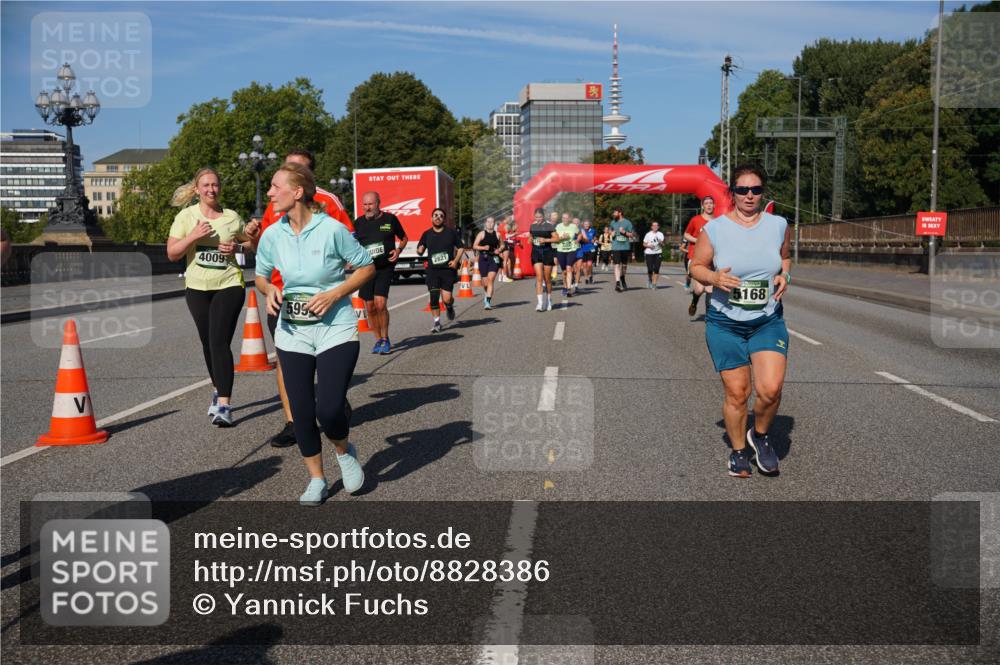 07.09.2025 - BARMER Alsterlauf Yannick Fuchs http://msf.ph/oto/8828386 07.09.2025 10:13:50 Laufen 4009, 599, 2821, 5168 meine-sportfotos.de