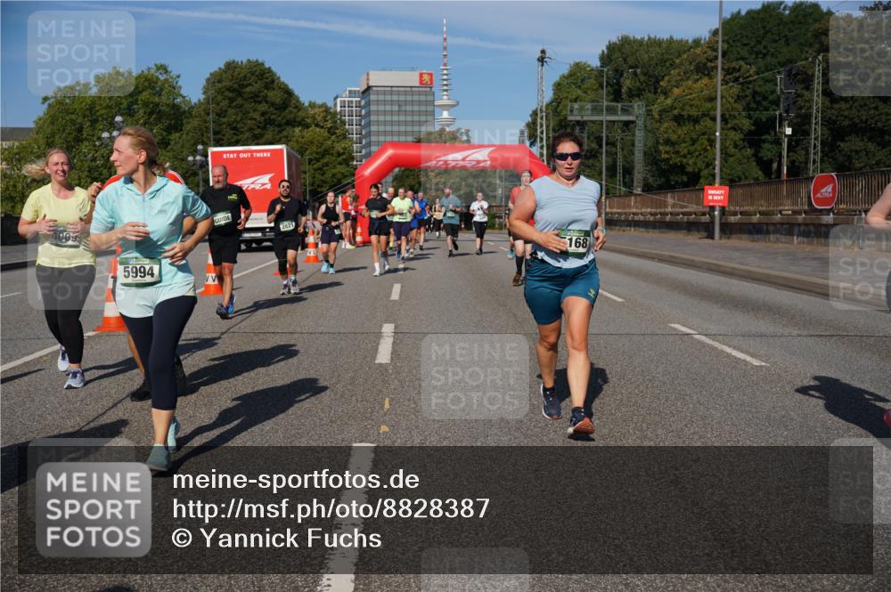 07.09.2025 - BARMER Alsterlauf Yannick Fuchs http://msf.ph/oto/8828387 07.09.2025 10:13:50 Laufen 5994, 2821, 168 meine-sportfotos.de