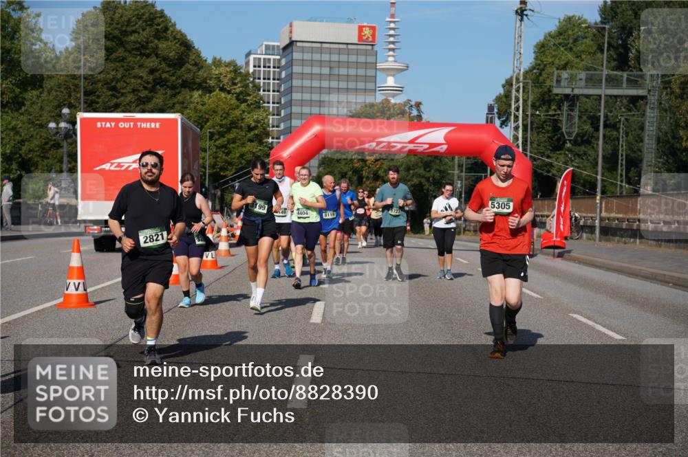 07.09.2025 - BARMER Alsterlauf Yannick Fuchs http://msf.ph/oto/8828390 07.09.2025 10:13:51 Laufen 2821, 3199, 49, 4404, 8119, 5305 meine-sportfotos.de