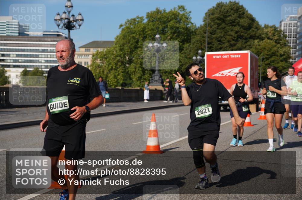 07.09.2025 - BARMER Alsterlauf Yannick Fuchs http://msf.ph/oto/8828395 07.09.2025 10:13:53 Laufen 2821, 32, 3199, 404 meine-sportfotos.de