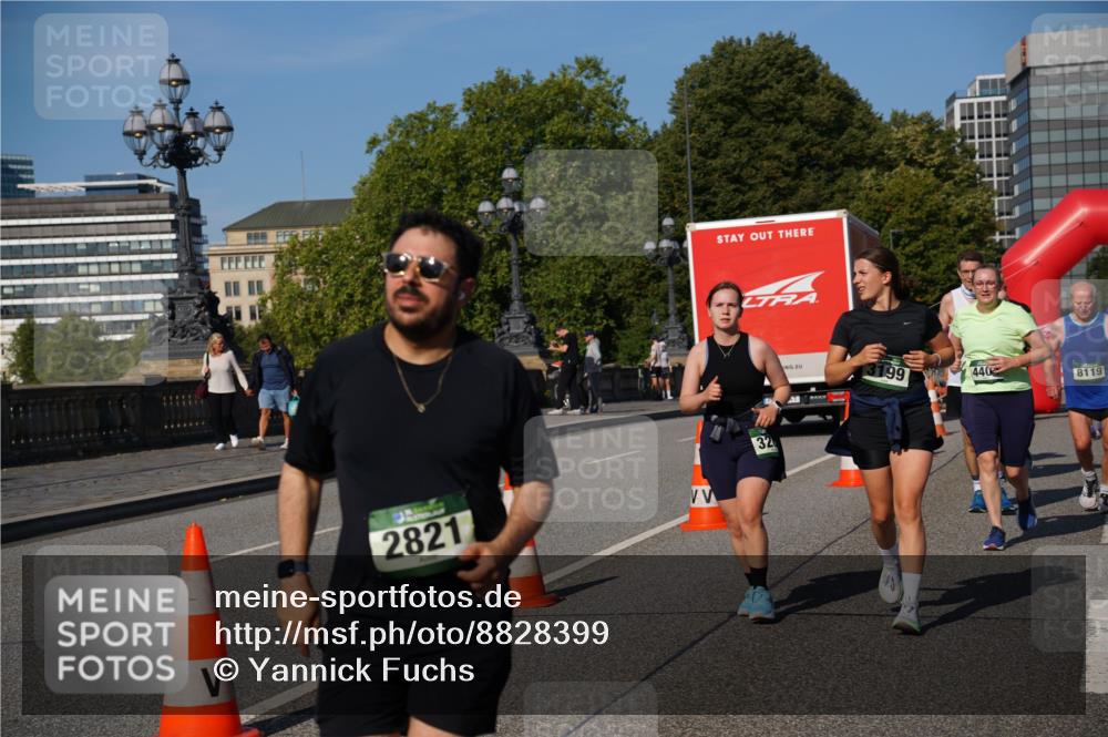 07.09.2025 - BARMER Alsterlauf Yannick Fuchs http://msf.ph/oto/8828399 07.09.2025 10:13:54 Laufen 2821, 32, 3199, 440, 8119 meine-sportfotos.de