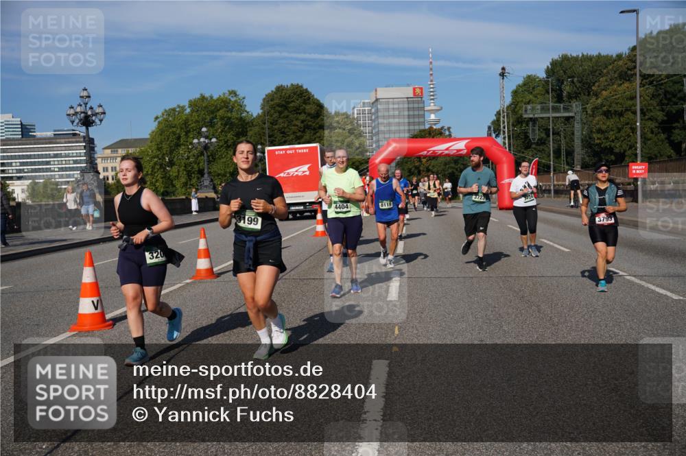 07.09.2025 - BARMER Alsterlauf Yannick Fuchs http://msf.ph/oto/8828404 07.09.2025 10:13:56 Laufen 320, 3199, 4404, 8119, 3723, 3724, 3793 meine-sportfotos.de