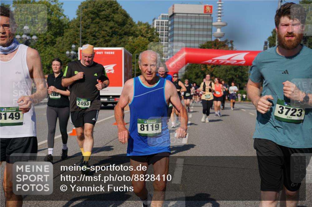 07.09.2025 - BARMER Alsterlauf Yannick Fuchs http://msf.ph/oto/8828410 07.09.2025 10:13:59 Laufen 36, 3149, 2493, 36, 8119, 136, 3723 meine-sportfotos.de