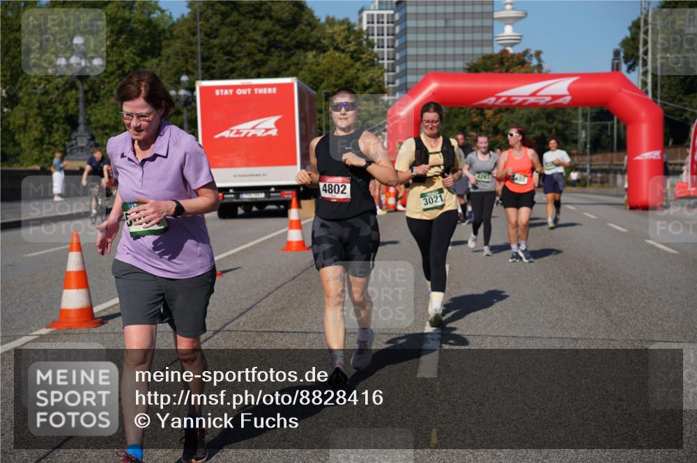 07.09.2025 - BARMER Alsterlauf Yannick Fuchs http://msf.ph/oto/8828416 07.09.2025 10:14:03 Laufen 4802, 3021 meine-sportfotos.de