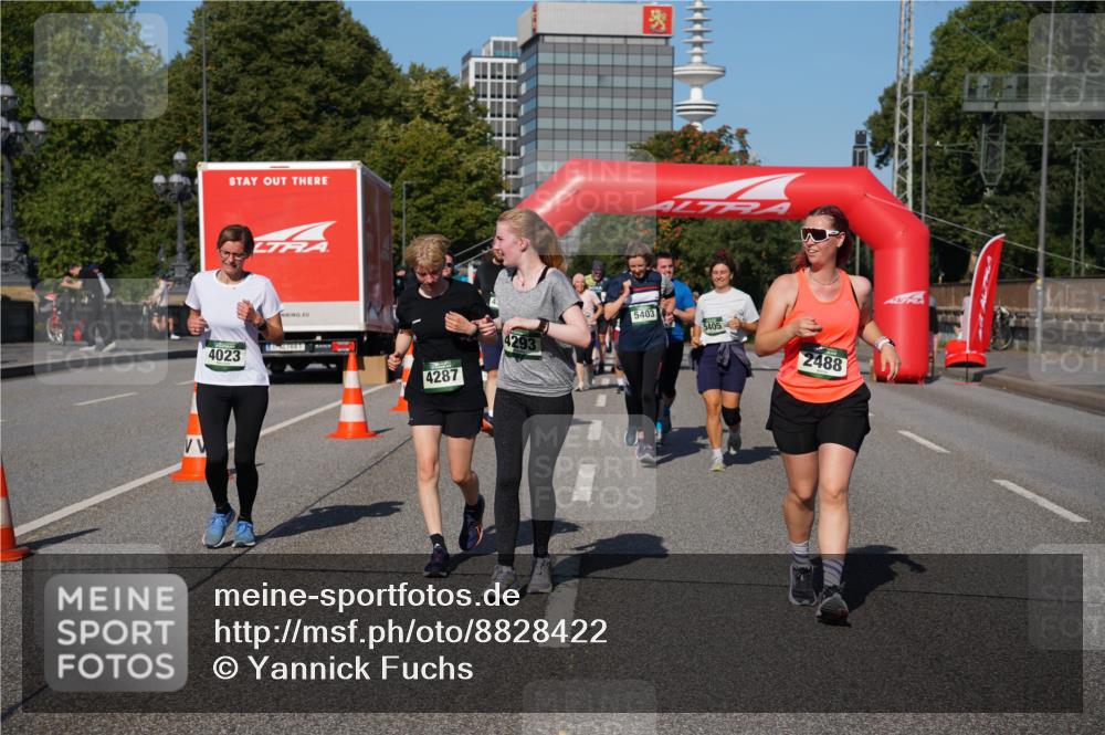 07.09.2025 - BARMER Alsterlauf Yannick Fuchs http://msf.ph/oto/8828422 07.09.2025 10:14:06 Laufen 4023, 4287, 429, 5403, 5405, 2488 meine-sportfotos.de