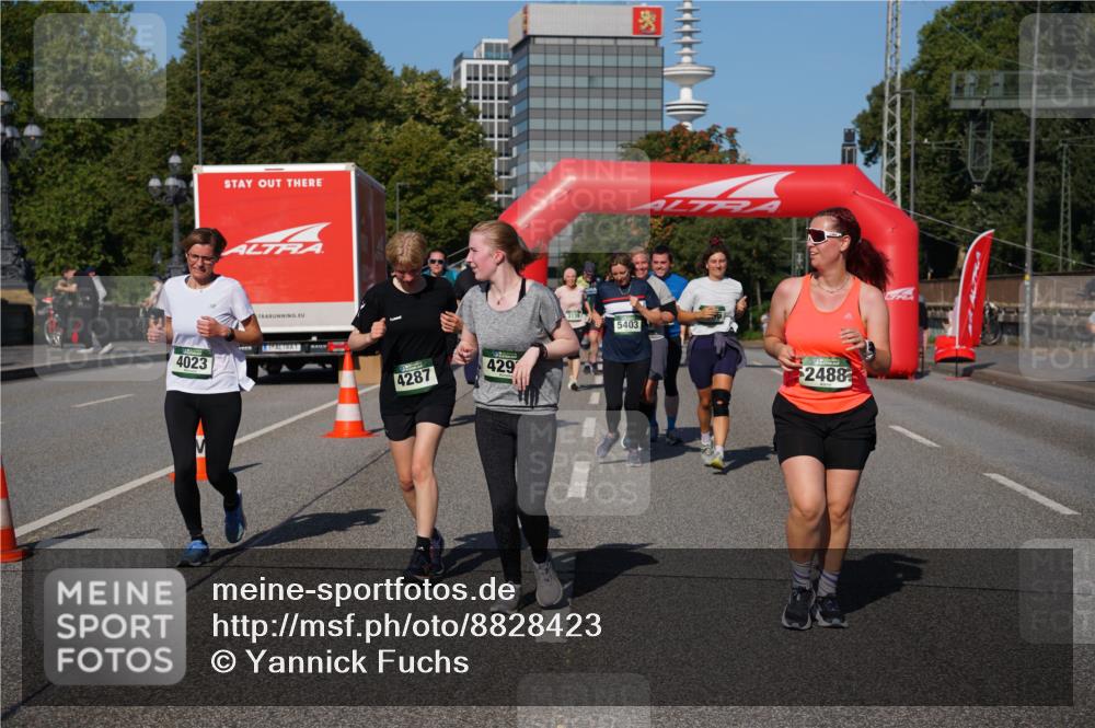 07.09.2025 - BARMER Alsterlauf Yannick Fuchs http://msf.ph/oto/8828423 07.09.2025 10:14:07 Laufen 4023, 4287, 429, 3135, 5403, 2488 meine-sportfotos.de