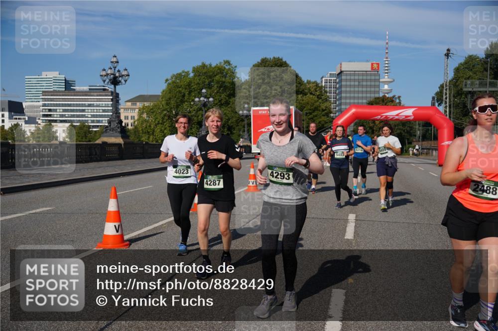 07.09.2025 - BARMER Alsterlauf Yannick Fuchs http://msf.ph/oto/8828429 07.09.2025 10:14:08 Laufen 4023, 4287, 4293, 5403, 8214, 5405, 2488 meine-sportfotos.de