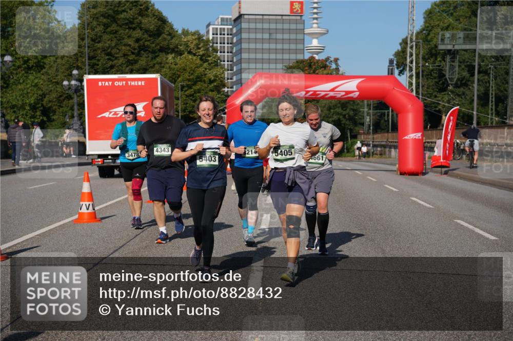 07.09.2025 - BARMER Alsterlauf Yannick Fuchs http://msf.ph/oto/8828432 07.09.2025 10:14:10 Laufen 4, 4343, 3478, 8214, 5405, 5403, 4661 meine-sportfotos.de
