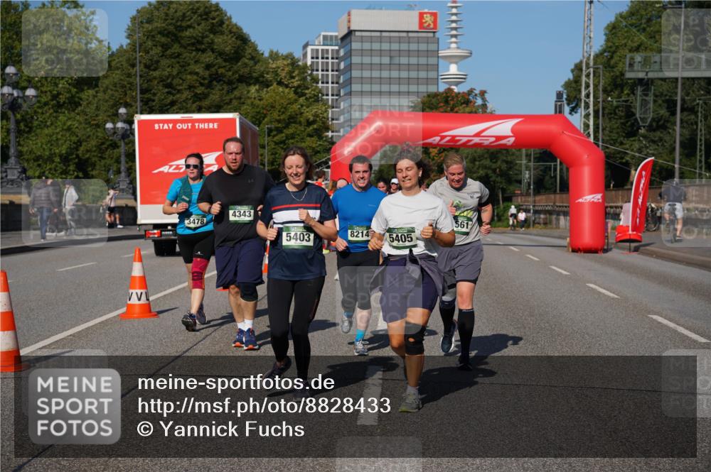 07.09.2025 - BARMER Alsterlauf Yannick Fuchs http://msf.ph/oto/8828433 07.09.2025 10:14:10 Laufen 4343, 3478, 561, 5403, 8214, 5405 meine-sportfotos.de