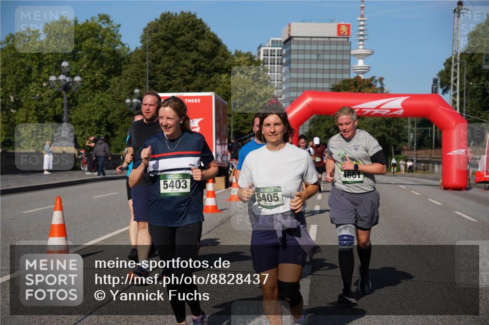 07.09.2025 - BARMER Alsterlauf Yannick Fuchs http://msf.ph/oto/8828437 07.09.2025 10:14:11 Laufen 5403, 5405, 10, 4661 meine-sportfotos.de