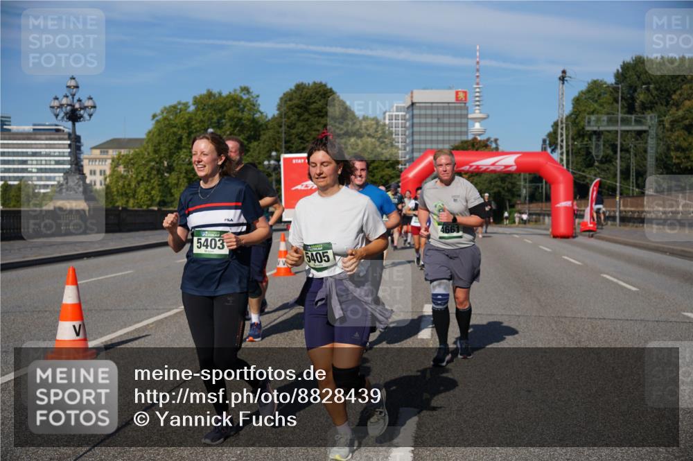 07.09.2025 - BARMER Alsterlauf Yannick Fuchs http://msf.ph/oto/8828439 07.09.2025 10:14:12 Laufen 10, 5403, 5405, 4661 meine-sportfotos.de