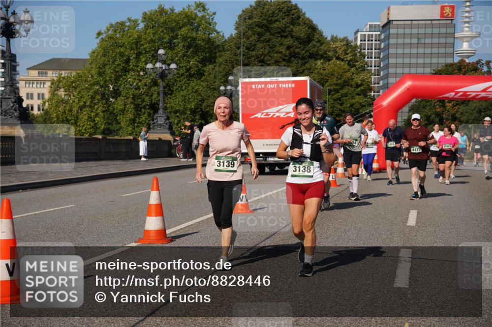 07.09.2025 - BARMER Alsterlauf Yannick Fuchs http://msf.ph/oto/8828446 07.09.2025 10:14:15 Laufen 3139, 3138, 3488, 8063, 4477 meine-sportfotos.de