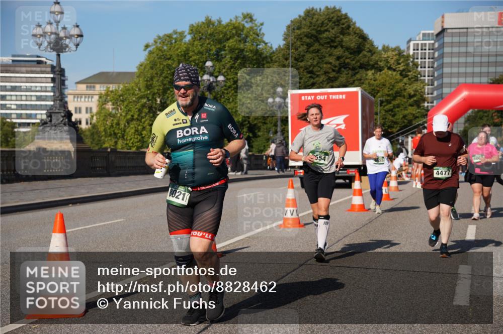 07.09.2025 - BARMER Alsterlauf Yannick Fuchs http://msf.ph/oto/8828462 07.09.2025 10:14:19 Laufen 8021, 554, 4477, 806 meine-sportfotos.de
