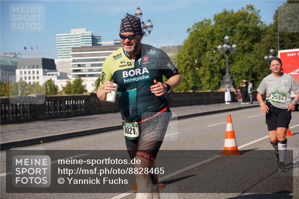 07.09.2025 - BARMER Alsterlauf Yannick Fuchs http://msf.ph/oto/8828465 07.09.2025 10:14:20 Laufen 8021, 3427, 2554, 42 meine-sportfotos.de